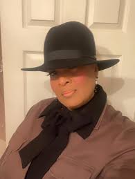 💚 Happy Tuesday Beautiful People 💚