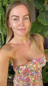 Elle knox (@elleknox77)