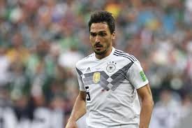 Mats hummels is a defender who have played in 33 matches and scored 5 goals in the 2020/2021 season of bundesliga in germany. Mats Hummels Hits Out At Joachim Low Tactics As Germany Are Stunned In World Cup 2018 Opener London Evening Standard Evening Standard