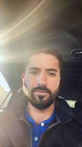 Hi, my name is Jeff. I am honest, trustworthy & caring. I also have a great  sense of humor. I am interested in having a very loving, romantic  relationship. I am looking