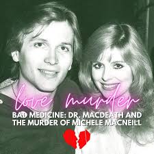 Michele Macneil's Instagram, Twitter & Facebook