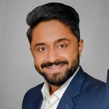 Gladstone Thomas's Instagram, Twitter & Facebook