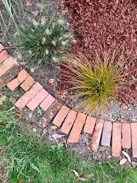 Entdecke 7 anzeigen für alte ziegelsteine kaufen zu bestpreisen. Garden Diy Beeteinfassung Aus Alten Backsteinen Eat Blog Love