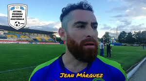 Entrevista con Jean Márquez, volante del Deportivo Mixco, comentó que en su  casa podrán resolver la llave ante Aurora FC.