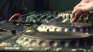 Écoutez aiguilhe par joris delacroix sur deezer. Progressive House Sri Lanka Joris Delacroix Aiguilhe Cercle Stories Facebook