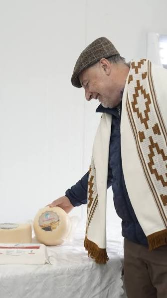 ¡El orgullo de nuestra cuenca lechera llega a la MECA 2026! 🧀, Un Queso Gigante Solidario no solo destaca el gran trabajo y la generosidad de los productores lácteos, sino que también demuestra el ...