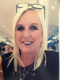 Eileen Kenna's Instagram, Twitter & Facebook