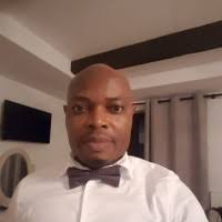 50+ profile według frazy „Victor”