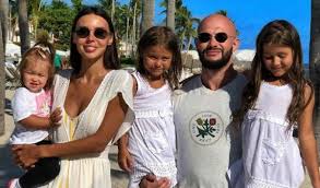 Модель и рэпер публикуют потрясающие фото в соцсетях. To Chto Vy Ne Znali Ob Oksane Samojlovoj Lichnaya Zhizn Muzh I Deti Kratkaya Biografiya Drugoe Muzhya Eyo Muzh Muzhya Znamenityh Zhenshin