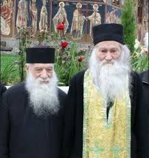 Parintele ioan este impotriva si contra ecumenistului in videoclipul de mai jos o sa vedeti un videoclip cu erezia si ratacirea catolicilor o minune a maicii. Mircea Puscasu Bucovina Profunda Moaste Sub Tarana Si Lumina Sub Obroc Ingroparea Moastelor Parintelui Gheorghe Calciu Saccsiv Blog Ortodox
