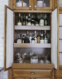 Nutzliche Ideen Fur Die Getranke Bar Zu Hause Kuche Selberbauen Stehtisch Regale Diyideen Para Basement Deko Kuchen Design Kuchenfarbe Kuchendekoration
