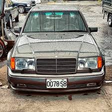 Look This Beauty Mercedes W124 Mercedes Benz World Mercedes W124 Mercedes Benz