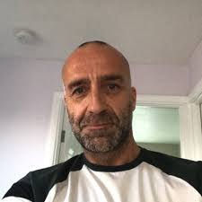 Jason Ellingham's Instagram, Twitter & Facebook