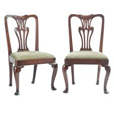 Pair Of 18th Century English Queen Anne Oak Occasional Chairs 1stdibs Com Side Chairs Occasional Chairs Modern Side Chairs