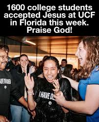 Revival is hitting Florida! 🔥 PRAISE GOD! More than 5,000 students filled  the Addition Financial Arena at the University of Central Florida (UCF) in  Orlando for a powerful night of worship and