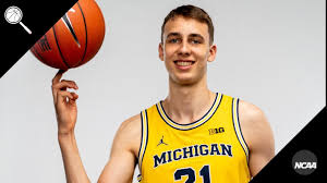 Franz wagner (born 27 august 2001) is a german college basketball player for the michigan wolverines of the big ten conference. Besser Als Moe Der Hype Um Franz Wagner Youtube