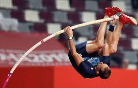 4e à poznan (pologne) avec un saut à 5,55 m. Coronavirus Lavillenie Tient Duplantis En Echec Dans Un Concours De Saut A La Perche Inter Jardins