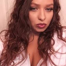 Natalie Edmonds's Instagram, Twitter & Facebook