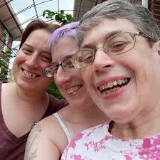 I watch the Bonanza Episode Top Hand, and they played the LHOP title  melody! It's so funny. I was totally confused if I actually watch Bonanza  or LHOP!