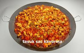 Saç kavurma, özellikle kurban bayramında sıklıkla yapılan bir kavurma çeşididir. Tavuk Sac Kavurma Tarifi Iyi Yemek Tarifleri