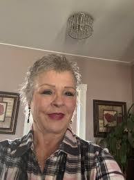 Terri Mand's Instagram, Twitter & Facebook