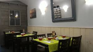 Elle permet un rendu plus gracieux lors de vos événements sur lyon, vienne, valence. La Table Ronde Angers La Doutre Restaurant Reviews Photos Phone Number Tripadvisor