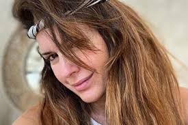 A través de su cuenta de instagram, la actriz isabel macedo subió una postal y mostró su radical cambio de look. Calzado De Lujo Isabel Macedo Mostro Un Look Deportivo Con Botas Chanel De Alrededor De 100 000 La Nacion