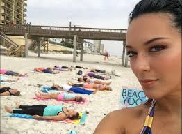 🙏🏻 BEACH YOGA IN AID OF PALESTINE 🙏🏻 We'll be back at Dock Beach this  Saturday morning at 7:30am. In light of what is happening at the moment, I  will be donating