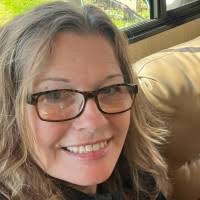 Janna Henderson's Instagram, Twitter & Facebook