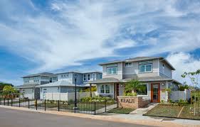 Dating back to the 18th century this three bedroom town house is bursting with character and boasts fine sea views over the harbour. Keali I Gentry Homes