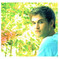 Clark Reeves's Instagram, Twitter & Facebook