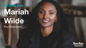 Mariah Wilde's Instagram, Twitter & Facebook