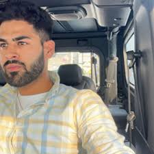 Listen to Bazaar Band