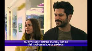 Burak özçivit ve fahriye evcen çiftinin bebeği olacağı. Magazin D Unlu Cift Acikladi Fahriye Evcen Hamile Mi Youtube