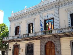 El gobierno decretó honras fúnebres y duelo nacional los días 6, 7 y 8, con bandera a media asta en todas las reparticiones del estado, dentro del país y en el exterior, expresa un comunicado. O Xrhsths La France En Uruguay Sto Twitter Con Motivo Del Duelo Nacional Decretado Por Las Autoridades De La R O Del Uruguay La Embajada De Francia Decidio Poner Sus Banderas A