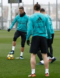 True fans will love supporting spain's top club with a real madrid jersey from soccerpro.com. Final Training Session Against Celta Vigo Laliga 2017 18 Vamos Real Madrid Kit Cristiano Ronaldo Cr7 Cristoano Ronaldo