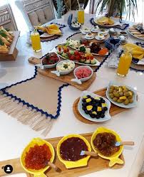 Manger Panosundaki Pin