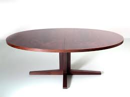 You will find a wide selection of authentic vintage modern furniture from the mid 20th century. Mid Century Modern Scandinavian Oval Dining Table In Rio Rosewood By John Mortensen Galerie Mobler