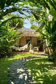 It features a super relevant content that is completed with a a small backyard for the home backyard in 2020. 28 Small Courtyard Gardens Ideas Small Courtyard Gardens Small Courtyards Backyard