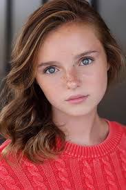 Alexis Broome's Instagram, Twitter & Facebook