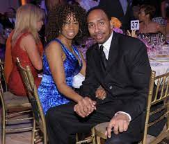 Stephen A Smith S New Five Year Contract To Make Espn S Highest Paid Sportscaster Will Earn 8 Million Per Year