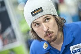 Lyžař Bank míří z porodnice na svah, třeba mu to pomůže