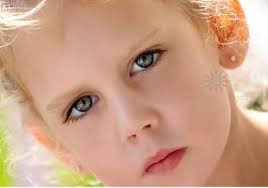 My daughters eye, I think she is gray even tho she had bright vivid blue  eyes as a little kid. Sometimes looks blue, gray, or green. DMV didn't know  what color to