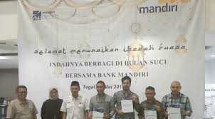 Yayasan bank rakyat telah ditubuhkan pada 16 mei 2007 bagi membantu rakyat malaysia yang kurang berkemampuan dan merupakan pelanggan bank rakyat khususnya dalam bidang pendidikan dan pembangunan modal insan. Zakat Bank Rakyat 2019 Borang Permohonan Bantuan Zakat Bank Rakyat 2019 Bank Kerjasama Rakyat Malaysia Berhad Jawi Katchirs