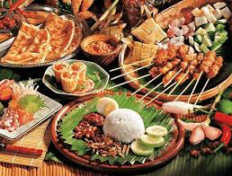 Produk makananmu jangan lupa ditampilkan ya satu per satu, berikut dengan harganya. 8 Makanan Khas Indonesia Dalam Bahasa Inggris Lengkap Beserta Gambar