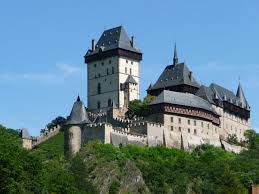 Karlštejn - Wikipedia