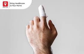 Dalam foto disebutkan, lubang itu terjadi karena luka gigitan seekor serangga. Cegah Infeksi Berikut Cara Mengobati Luka Sayat