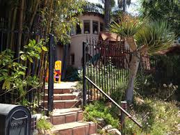 8803 Appian Way Los Angeles The Home Of Director Hal Ashby When He Made Harold And Maude The Film Was Also Edited Here Appian Way Harold Home
