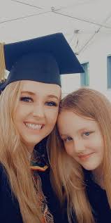 Amanda Walsh (@AmandaWFR82)