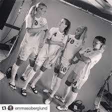 Oct 18, 2019 · amanda ilestedt la sueca milita con el fc rosengard de su país, con el que ha ganado 7 títulos nacionales, además de coronarse en el campeonato europeo u19. Amanda Ilestedt Womens Soccer Soccer Players Amanda
